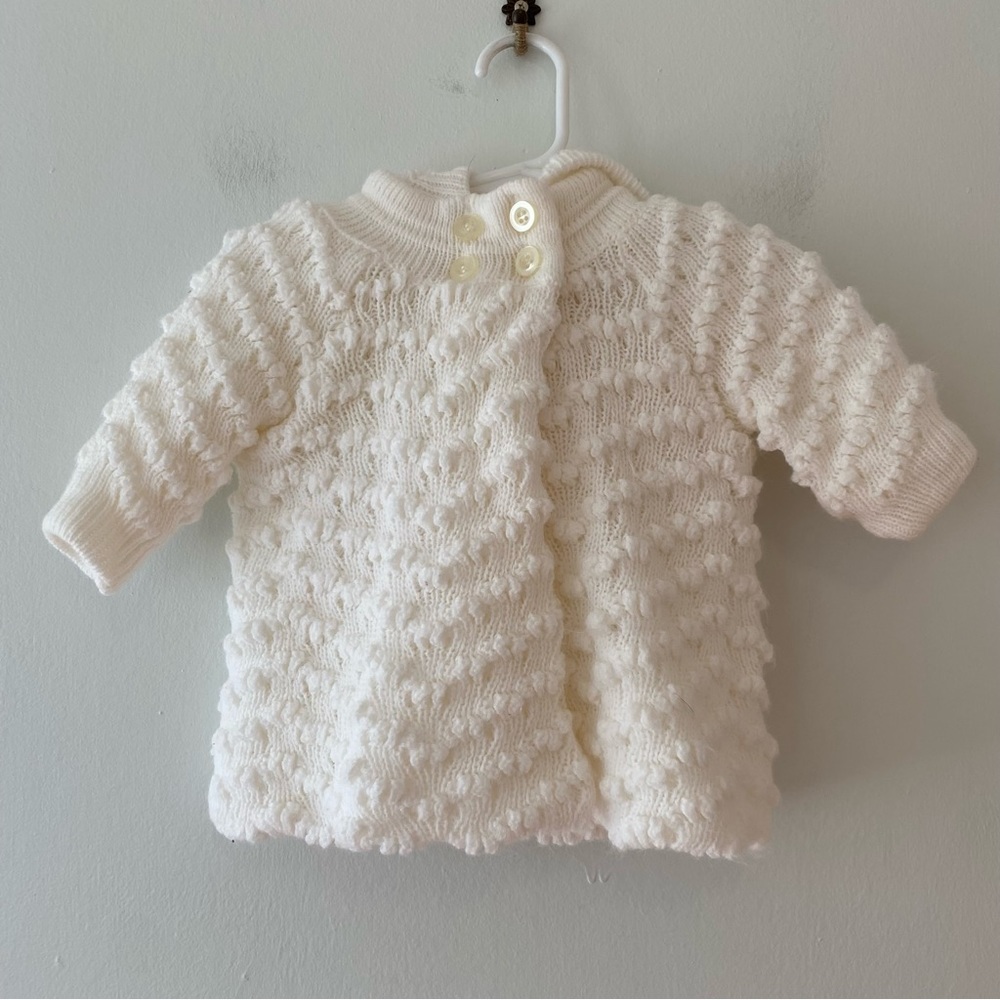 Specialty Baby textured knit sweater white hooded